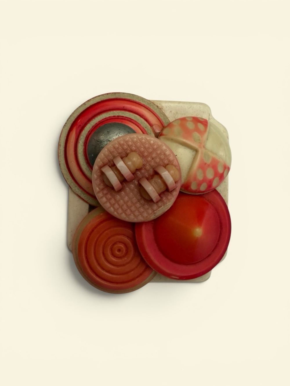 Vintage Clustered 1930’s Button Brooch in Coral and Cream